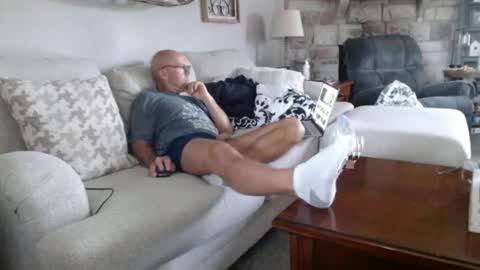 Snapshot of neighborguy4u chatting on June 2026 02:44:02 PM NEIGHBORGUY4U online show from June 2026 02:44:02 PM