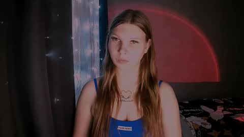 Nelli online show from December 2025 04:28:02 AM