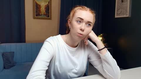 Nelli online show from November 2025 07:12:01 PM