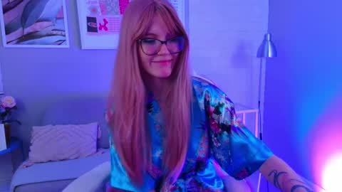 Snapshot of nellloyns chatting on February 2025 05:43:02 PM Nelly online show from February 2025 05:43:02 PM