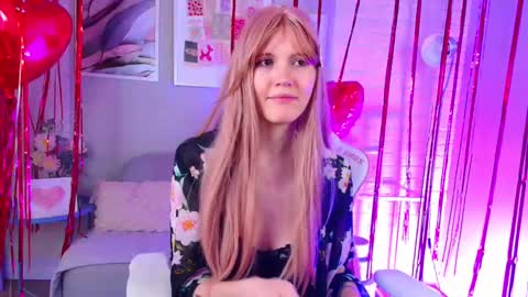 Snapshot of nellloyns chatting on February 2025 10:47:02 PM Nelly online show from February 2025 10:47:02 PM