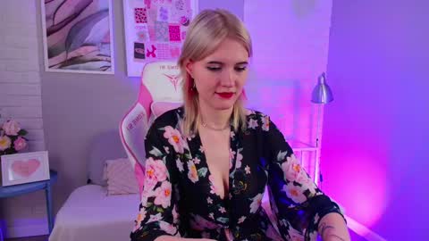 Snapshot of nellloyns chatting on March 2025 08:32:02 PM Nelly online show from March 2025 08:32:02 PM