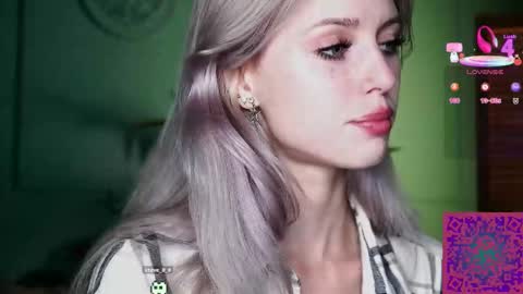 Snapshot of nelly_carroll chatting on September 2025 04:40:02 PM I am Nelly3 online show from September 2025 04:40:02 PM