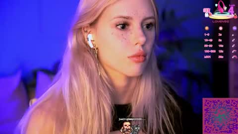 Snapshot of nelly_carroll chatting on September 2025 09:16:02 PM I am Nelly3 online show from September 2025 09:16:02 PM