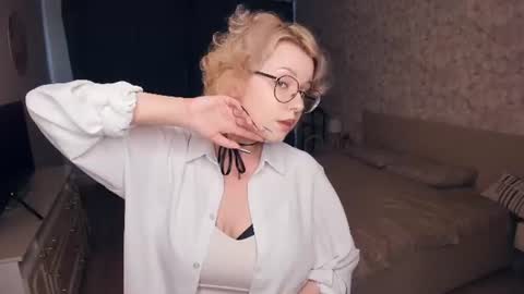 nelly_gloss online show from June 2026 07:39:01 AM