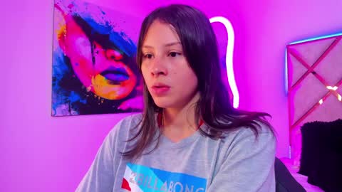 nenaarisk online show from April 2026 01:47:01 PM