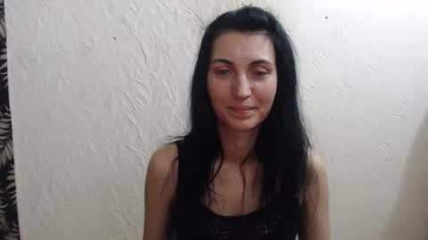 Nensy online show from April 2026 08:44:01 PM
