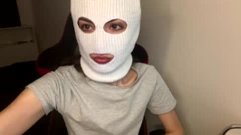 Fieryblow online show from April 2026 02:37:02 AM