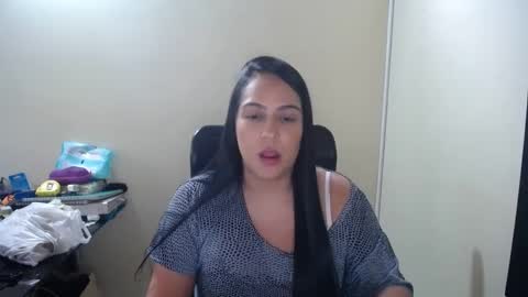 Snapshot of neny445 chatting on January 2025 01:30:02 PM kelly lopez online show from January 2025 01:30:02 PM