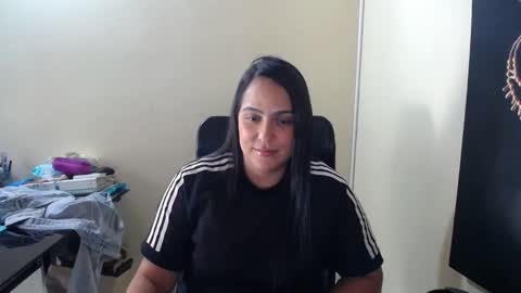 Snapshot of neny445 chatting on February 2025 06:46:02 PM kelly lopez online show from February 2025 06:46:02 PM