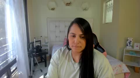 Snapshot of neny445 chatting on March 2025 01:57:02 PM kelly lopez online show from March 2025 01:57:02 PM
