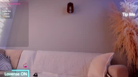 Snapshot of neo_dimou chatting on January 2025 11:31:02 AM Jordan online show from January 2025 11:31:02 AM