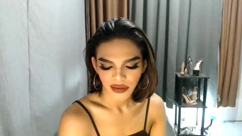 Snapshot of neomi_hardcock chatting on June 2026 04:34:02 PM neomi online show from June 2026 04:34:02 PM