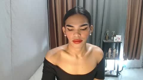 Snapshot of neomi_hardcock chatting on July 2026 12:14:02 AM neomi online show from July 2026 12:14:02 AM