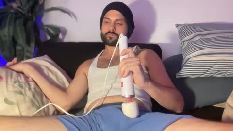 nerdynutstorm online show from October 2025 03:29:02 AM