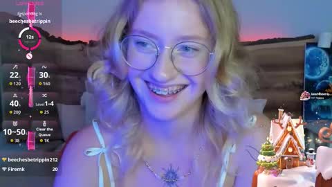 Snapshot of nerissa_xo chatting on September 2025 08:20:01 PM Nerissa online show from September 2025 08:20:01 PM