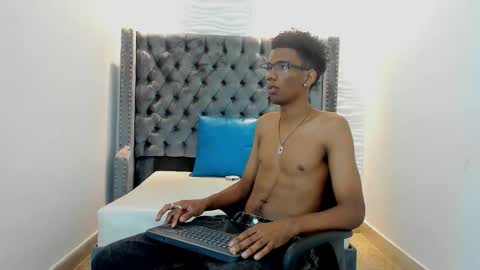 Nero online show from October 2025 08:06:02 PM