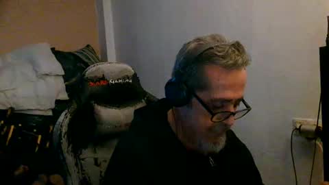 neron401 online show from March 2026 06:19:02 PM