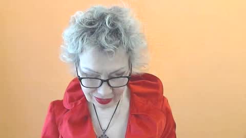 NessyJenixs online show from April 2026 07:30:02 AM