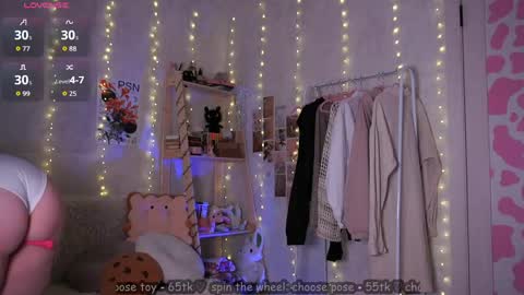 Alaska or Alya online show from April 2026 09:18:02 PM