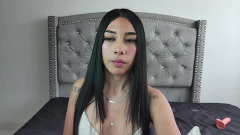 Snapshot of nesuko_kamado chatting on January 2025 05:49:01 PM nesuko_kamado online show from January 2025 05:49:01 PM