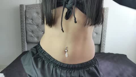 Snapshot of nesuko_kamado chatting on January 2025 03:10:01 PM nesuko_kamado online show from January 2025 03:10:01 PM