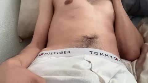 Snapshot of netflixchillin20 chatting on October 2025 10:21:01 PM alpha online show from October 2025 10:21:01 PM