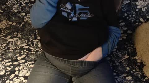 Snapshot of new_milf chatting on February 2025 03:09:01 PM Lilly online show from February 2025 03:09:01 PM