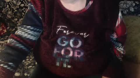 Snapshot of new_milf chatting on February 2025 05:18:02 PM Lilly online show from February 2025 05:18:02 PM