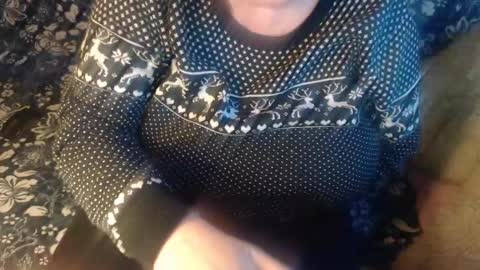 Snapshot of new_milf chatting on March 2025 04:03:02 PM Lilly online show from March 2025 04:03:02 PM