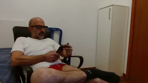 simi online show from October 2025 06:49:02 PM