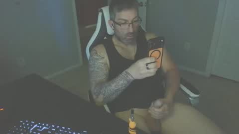 Snapshot of newevo chatting on June 2026 01:01:02 AM newevo online show from June 2026 01:01:02 AM