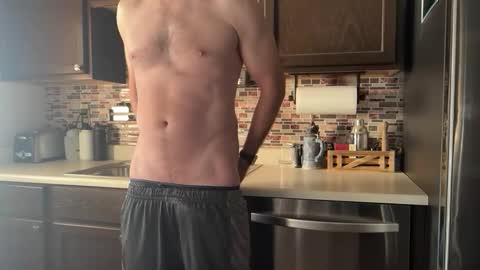 newguy_097 online show from November 2025 03:16:01 PM