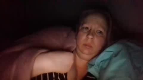 Snapshot of newhope1983 chatting on September 2025 05:07:01 AM Newhope1983 online show from September 2025 05:07:01 AM