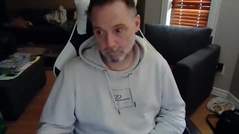 NewWorld online show from March 2025 08:42:01 PM