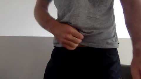 newysub75 online show from October 2025 12:00:01 AM