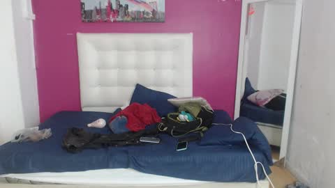 nextdoor_fantasy online show from December 2025 03:37:02 AM