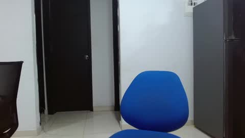 Snapshot of ney_quiroz chatting on May 2026 07:57:02 AM ney hotman online show from May 2026 07:57:02 AM