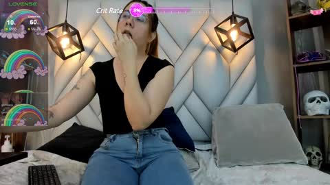 Milena online show from February 2025 07:44:02 PM