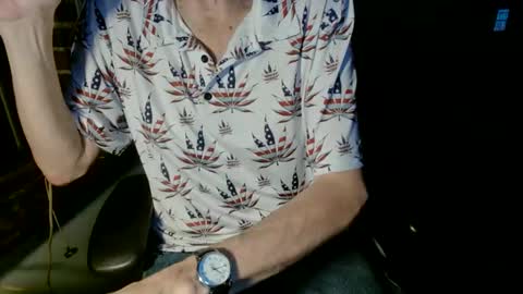 Snapshot of nfgwholoves2cum chatting on April 2026 02:38:02 AM NFG Nice Friendly Guy Dick online show from April 2026 02:38:02 AM