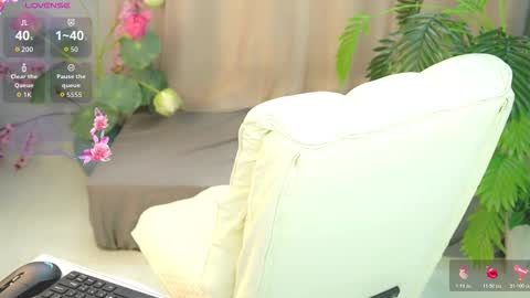 nhatlinhnguyen online show from December 2025 05:13:01 AM