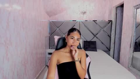 Snapshot of nia_imanni chatting on September 2025 07:26:02 PM NIA online show from September 2025 07:26:02 PM