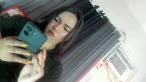 nia_jaxx online show from February 2026 11:15:02 AM