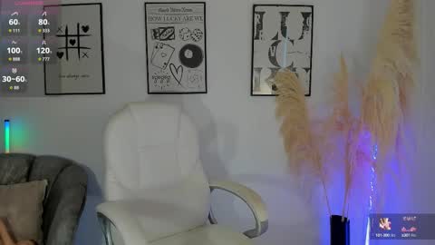 Nia online show from October 2025 01:01:01 PM