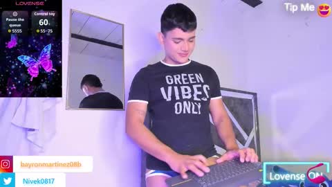 Snapshot of niall_falcon chatting on February 2026 01:33:02 PM Niall online show from February 2026 01:33:02 PM