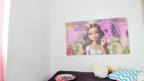  Nia  online show from October 2025 03:57:02 PM