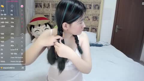 Snapshot of nice_belle chatting on February 2025 08:10:01 PM Belle online show from February 2025 08:10:01 PM