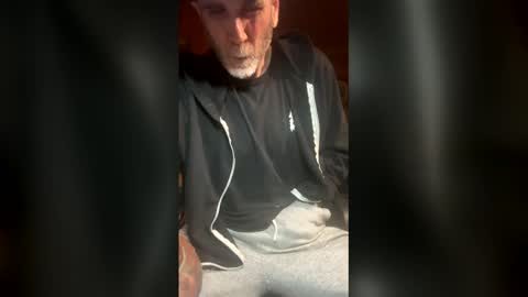 Snapshot of nicedickdave77 chatting on May 2026 03:35:01 AM nicedickdave77 online show from May 2026 03:35:01 AM