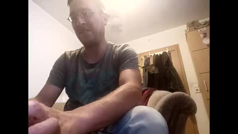 Snapshot of nicefuck0077 chatting on October 2025 09:14:02 PM nicefuck0077 online show from October 2025 09:14:02 PM