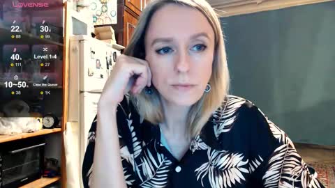 Kathrine online show from November 2025 08:03:01 PM